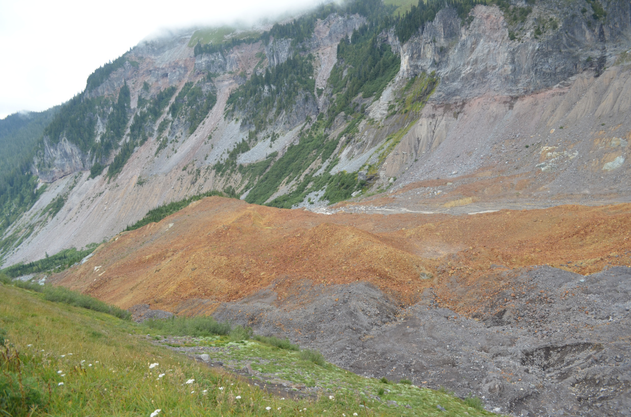 Another view of the Tahoma Glacier above South Puyallup canyon.