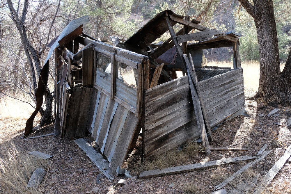 A close up of the collapsing cabin.