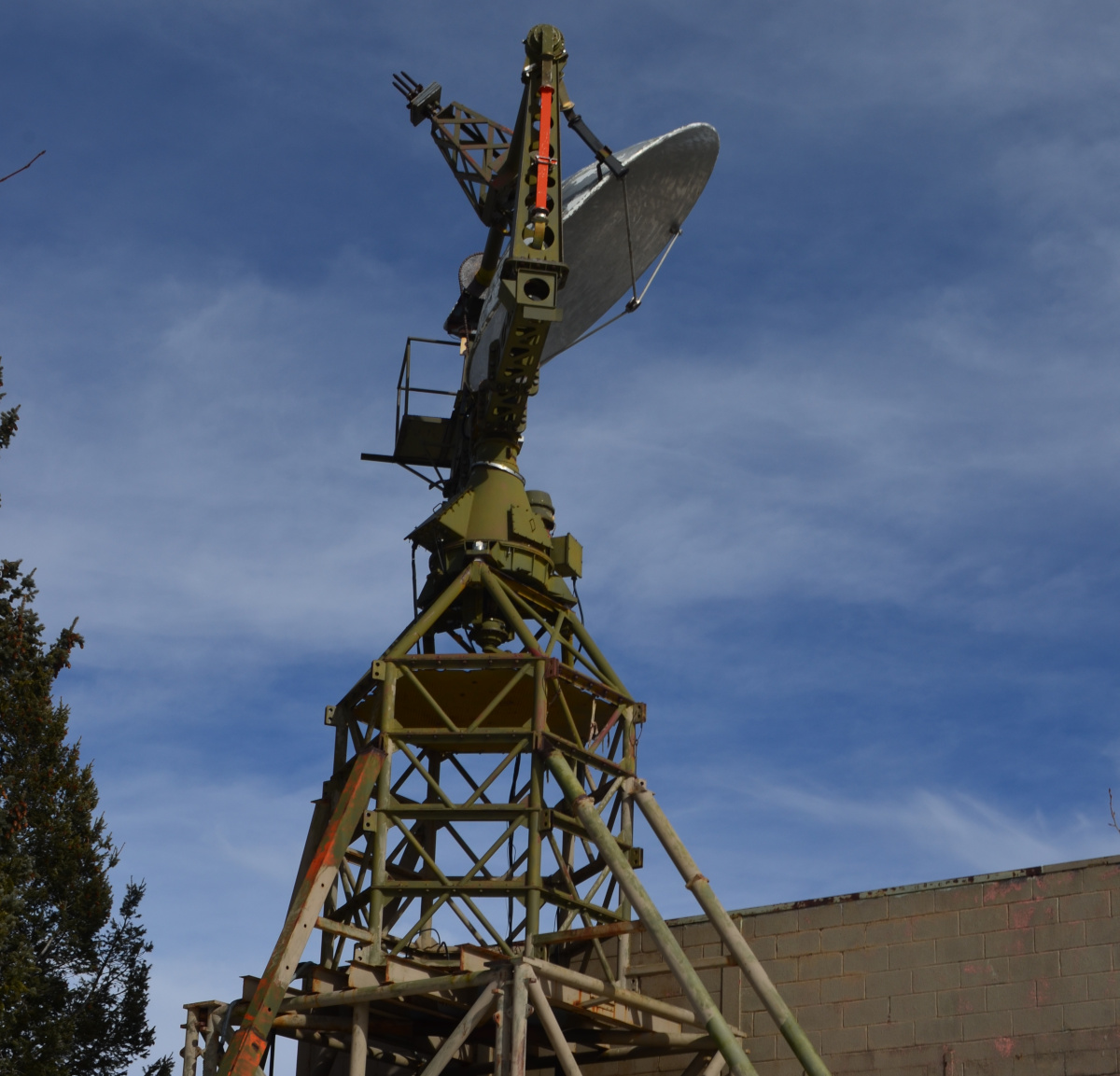 An old radar dish at Langmuir labs