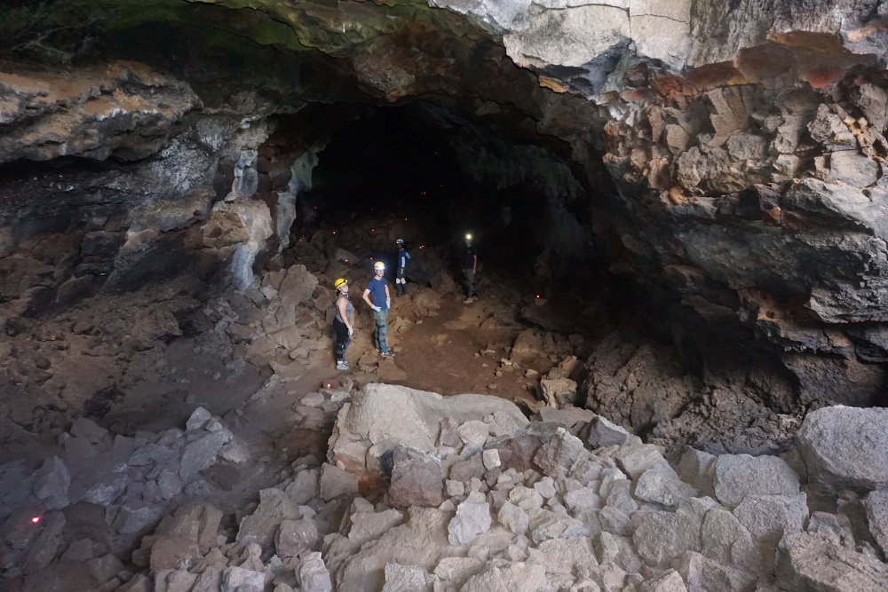 Entering Xenolith cave.
