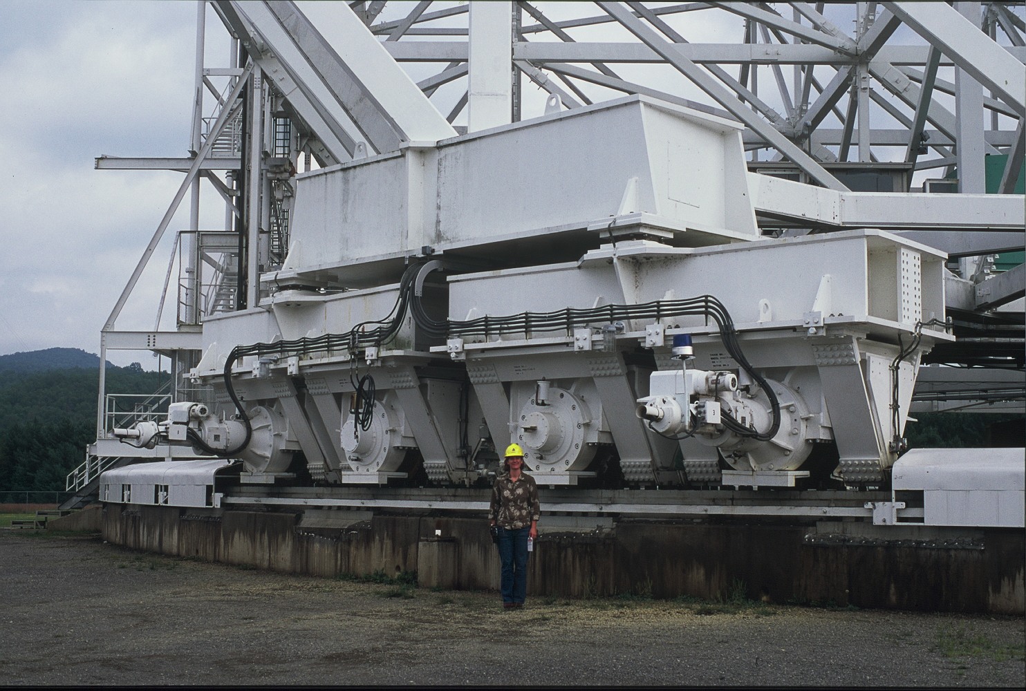 The large wheels on the Greenbank Telescope